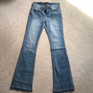 Lucky brand Brooke flare jeans. Never worn!